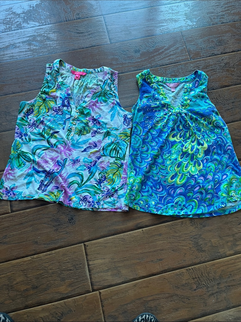 - Lilly Pulitzer Tops - Size XS